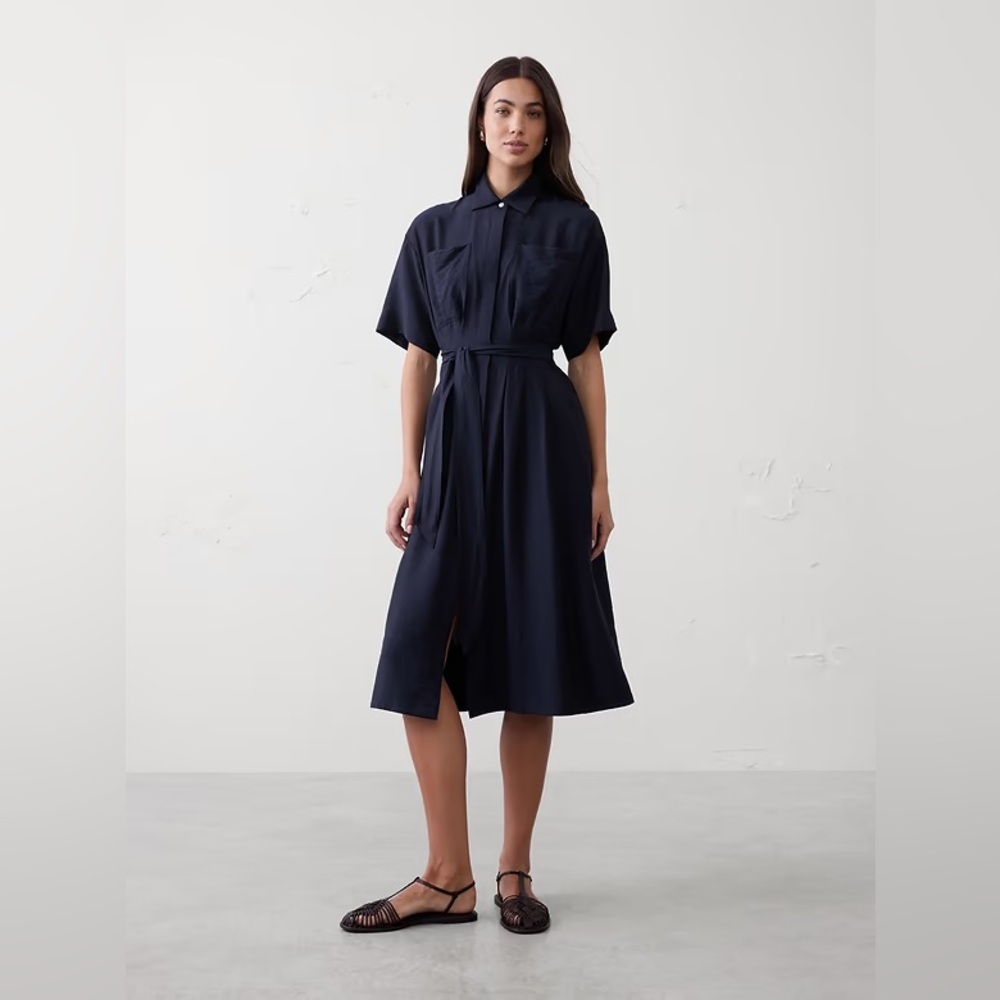 NWT! Banana Republic Navy Pleated Midi Shirtdress - Size XL 🎻 - Picture 1 of 5